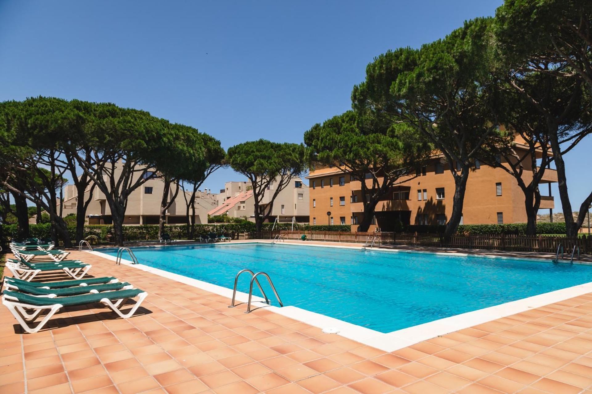 Apartaments Beach & Golf Resort Pals Exteriör bild