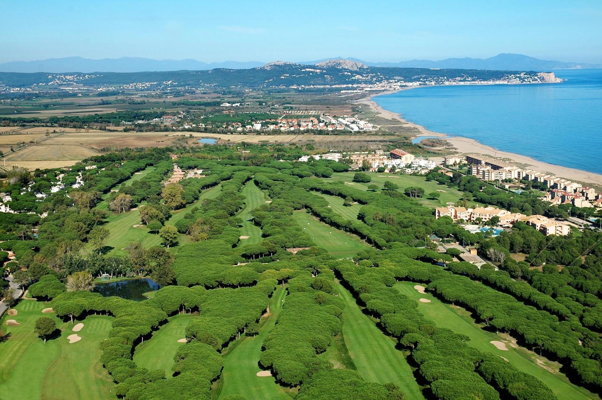 Apartaments Beach & Golf Resort Pals Exteriör bild