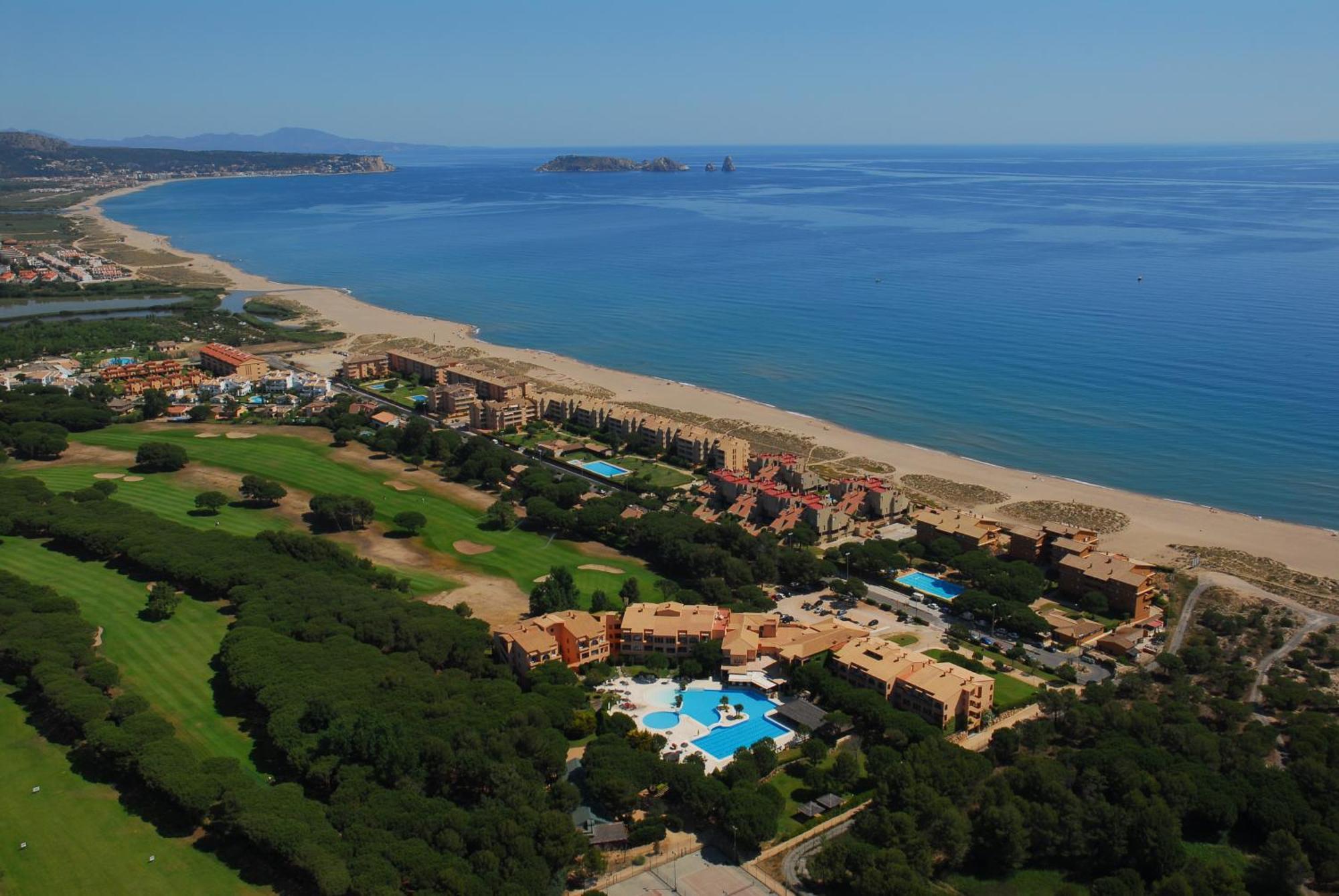 Apartaments Beach & Golf Resort Pals Exteriör bild