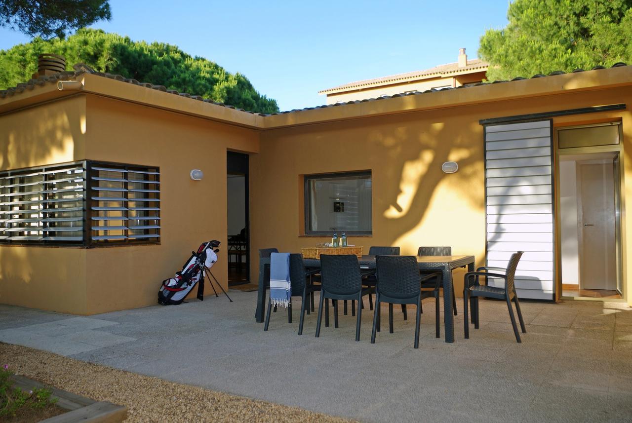 Apartaments Beach & Golf Resort Pals Exteriör bild