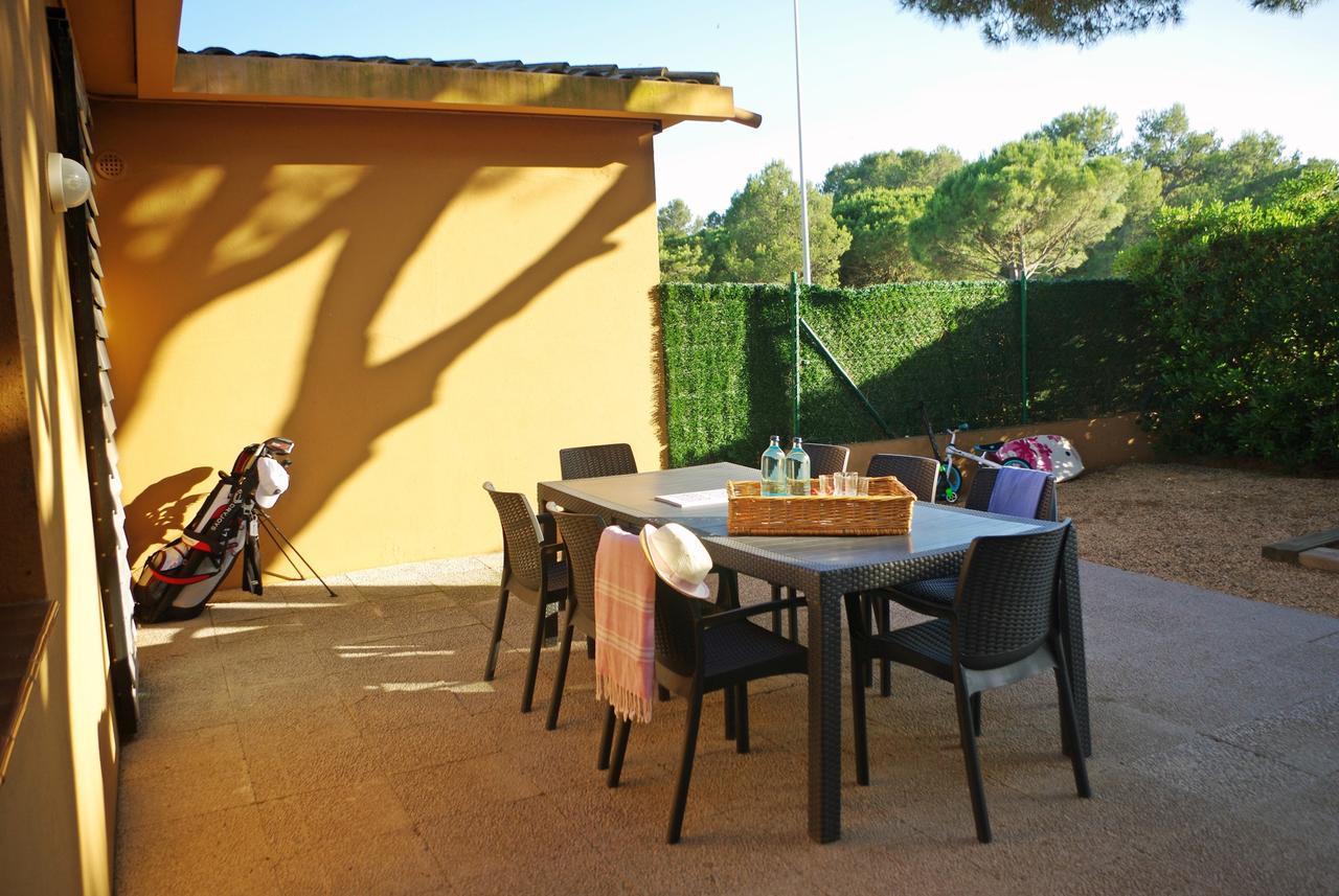 Apartaments Beach & Golf Resort Pals Exteriör bild