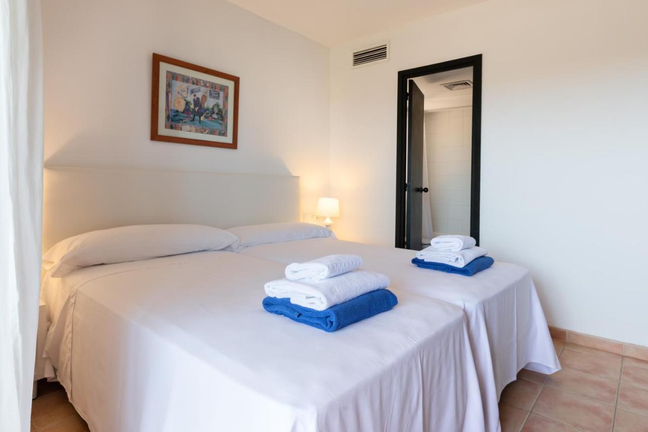 Apartaments Beach & Golf Resort Pals Exteriör bild